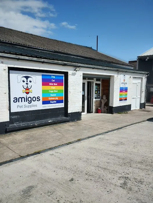 Two Amigos Pet Supplies Picture 1