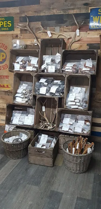 Two Amigos Pet Supplies Picture 6