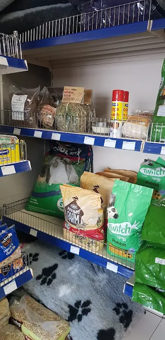 Two Amigos Pet Supplies Picture 10