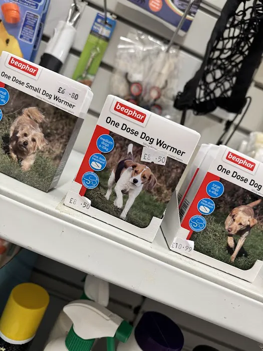 Paws and Claws Pet Supplies Picture 4