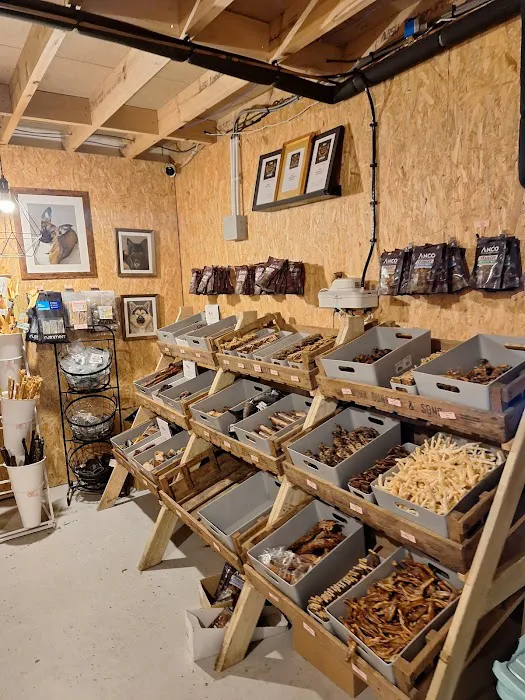 Gosforth Bark Picture 4