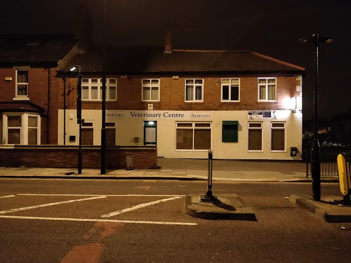 firstvets - Heaton Picture 6