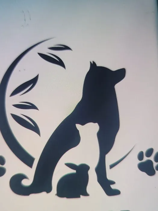 (Michelle) Smith’s pet supplies Picture 7