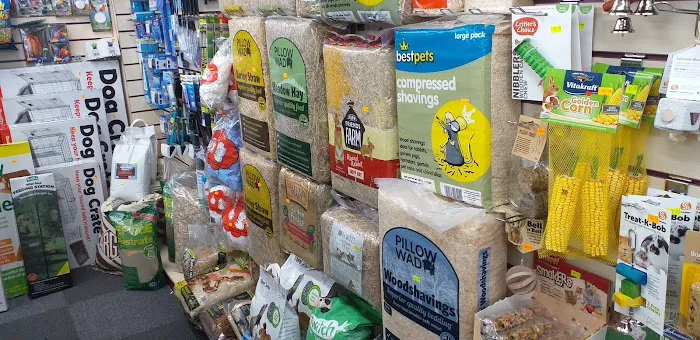 (Michelle) Smith’s pet supplies Picture 5