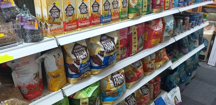 (Michelle) Smith’s pet supplies Picture 2