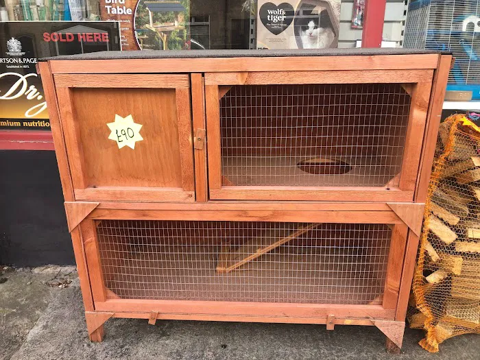 2 by 2 Pet Store Picture 1