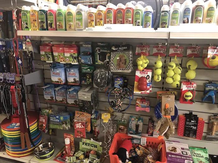 2 by 2 Pet Store Picture 4