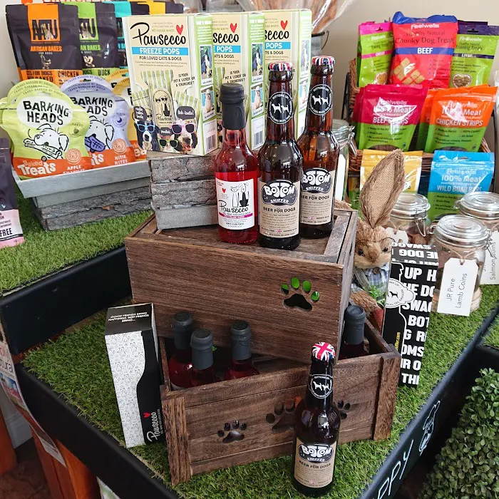 Simply Natural Treats & Completes Picture 1