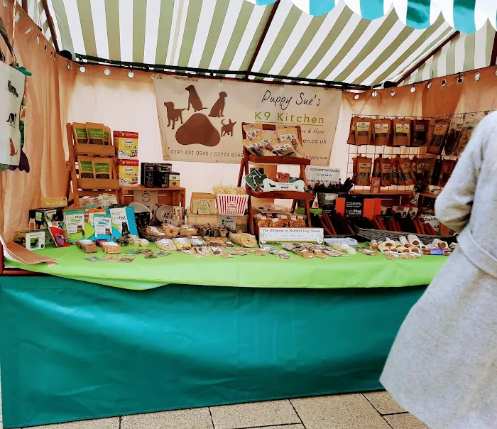 Puppy Sue's K-9 Kitchen Picture 10