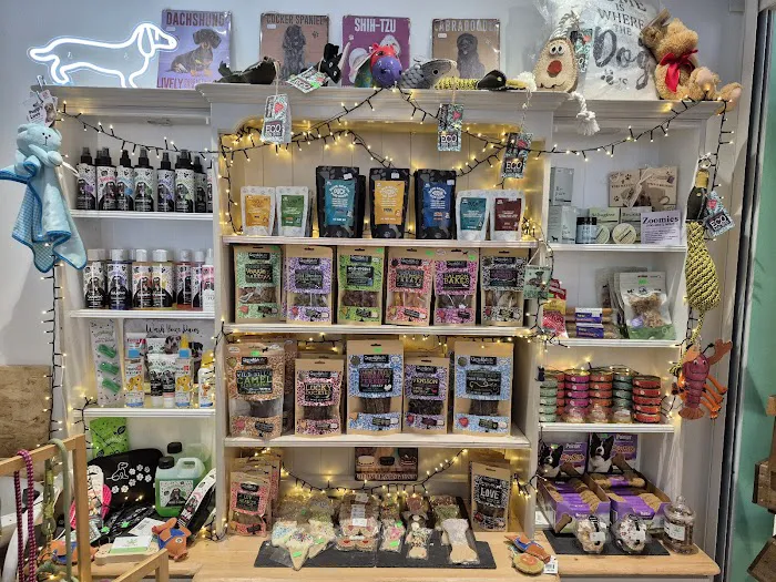 Puppy Sue's K-9 Kitchen Picture 8