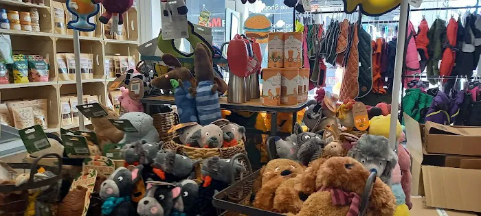 Wags & Whiskers Pet Boutique Ltd Picture 3