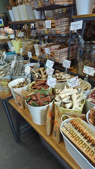 Wags & Whiskers Pet Boutique Ltd Picture 10