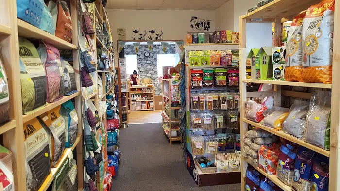 Ingleby Pet Supplies & Dog Grooming Picture 1