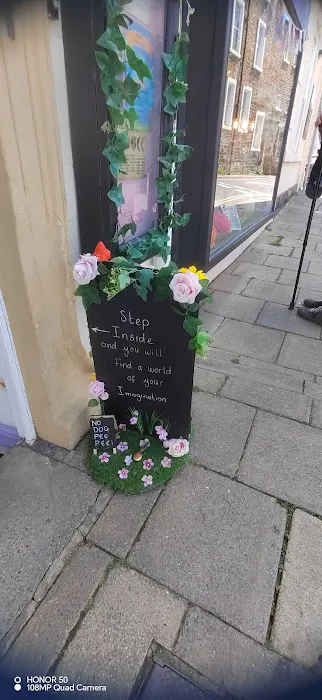 Gone Barking Picture 2