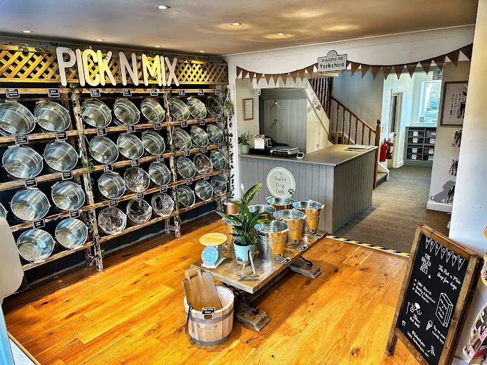 The Dales Dog Deli Picture 8