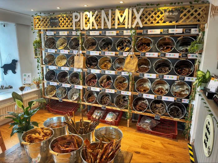 The Dales Dog Deli Picture 5