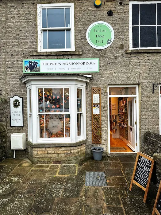 The Dales Dog Deli Picture 1