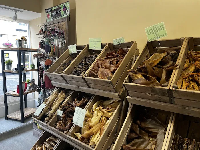 Nourish & Nosh Picture 1