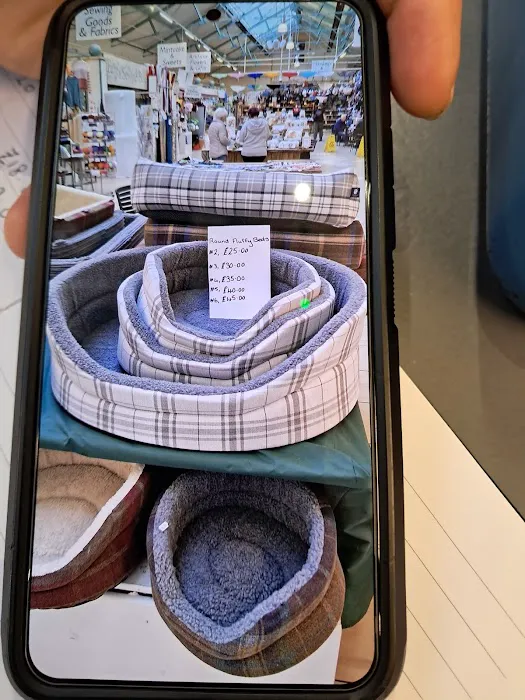 Slims Pet Shop Picture 1