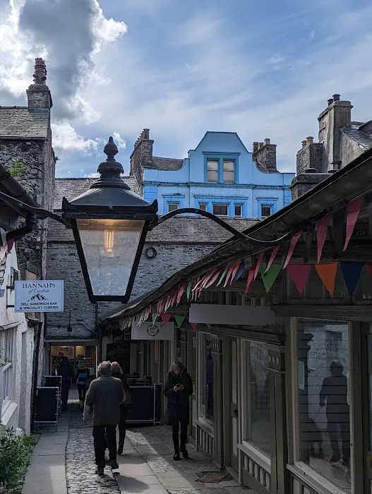 Slims Pet Shop Picture 3