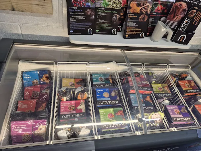 Pawlina's Pet Shop Picture 5