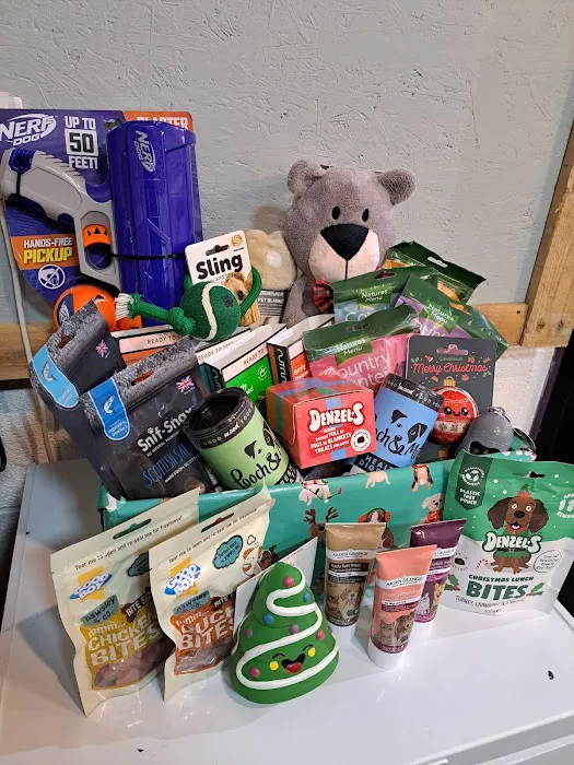 Pawlina's Pet Shop Picture 8