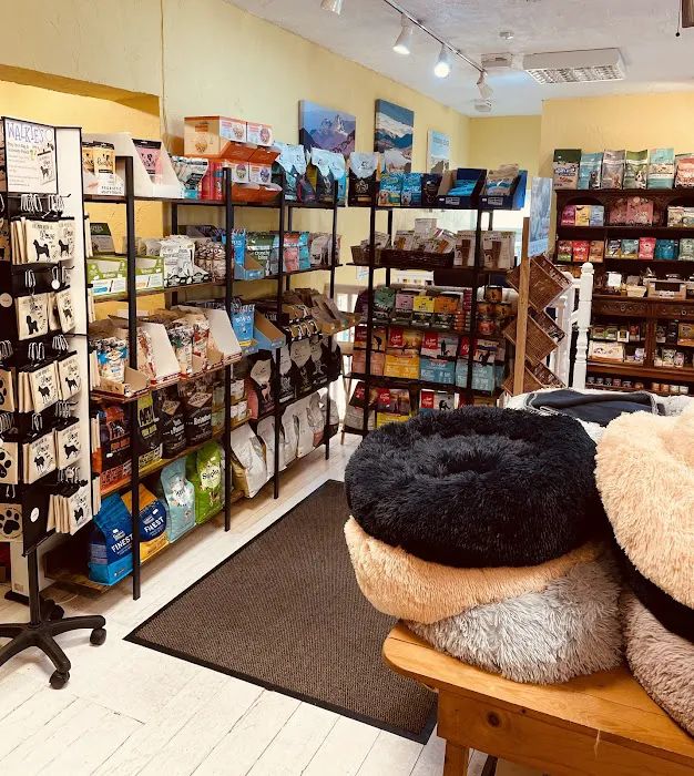 Paws by the Lake - Ambleside Pet & Gift Shop Picture 10