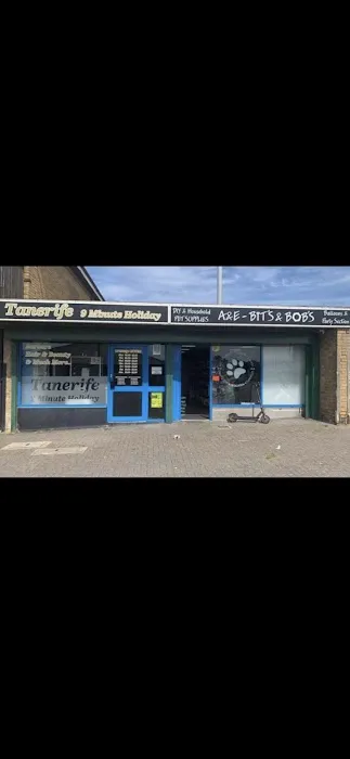 A&E Bit's and Bob's & Tanerife Sunbeds Picture 2