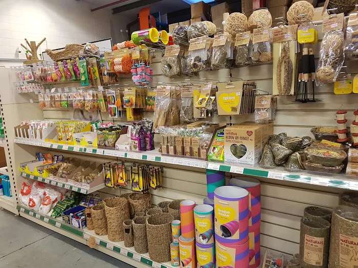 Alpa Pet & Equine Warehouse Picture 7