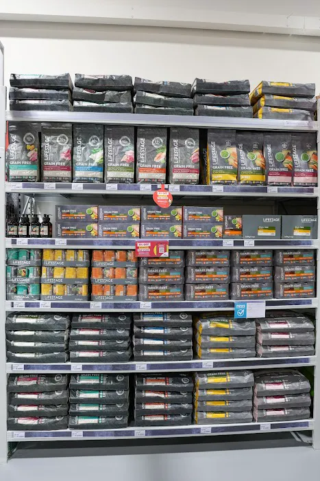 Jollyes - The Pet People York Picture 6