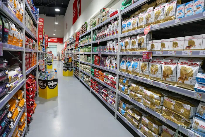 Jollyes - The Pet People York Picture 5