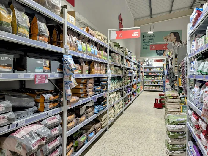 Jollyes - The Pet People Leyland Picture 4