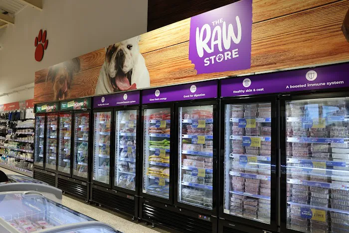 Jollyes - The Pet People Leyland Picture 6