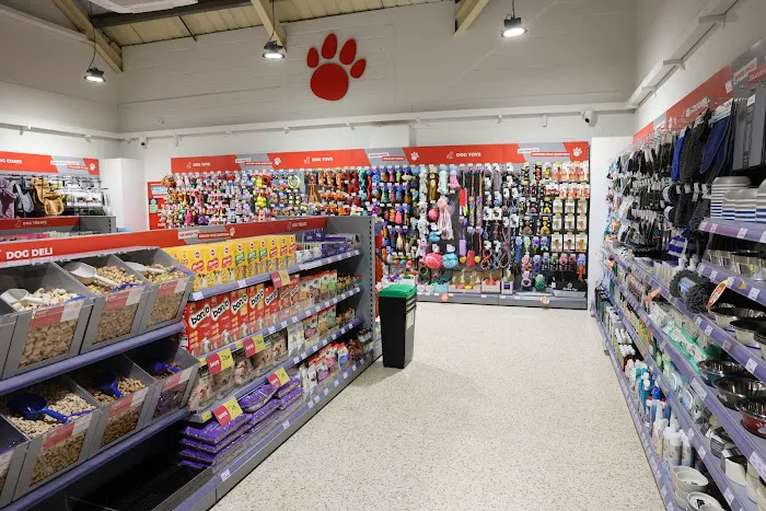 Jollyes - The Pet People Leyland Picture 7