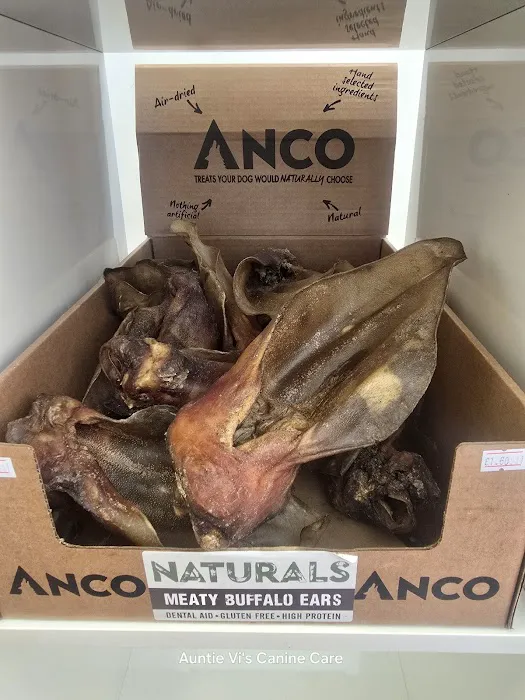 Rues Corner Picture 1