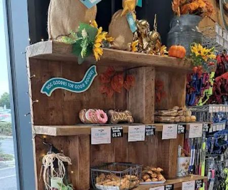 Cookes Dog Shop (Cookes Pet Supplies)