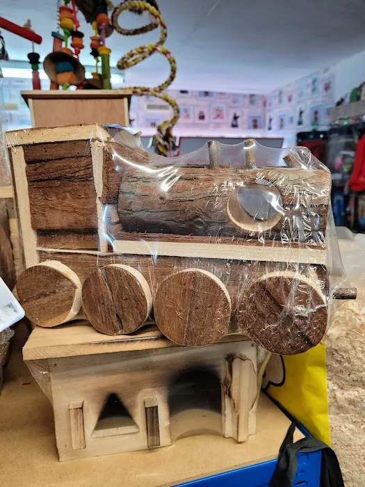 PET SUPPLIES. PLUS Picture 1