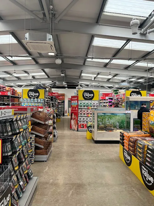 Jollyes - The Pet People Belfast Boucher Road Picture 3