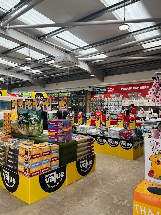 Jollyes - The Pet People Belfast Boucher Road Picture 6