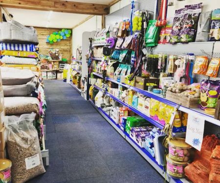 Natural treats for wiggle butts