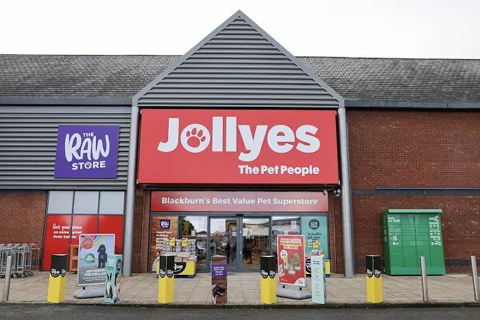 Jollyes - The Pet People Blackburn Picture 3
