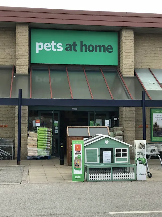 Pets at Home Guiseley Picture 1