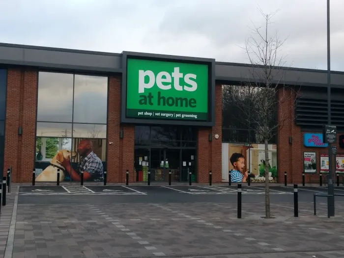 Pets at Home Leeds Kirkstall Picture 1