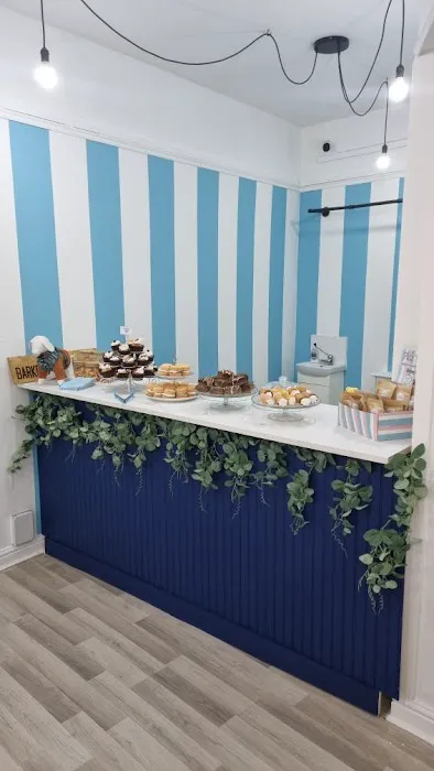 Lili + Mila's Empawrium Picture 8