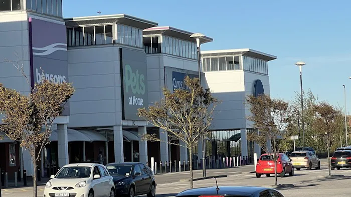 Pets at Home Hull Junction Picture 10