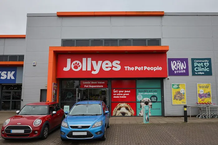 Jollyes - The Pet People Leeds Picture 1
