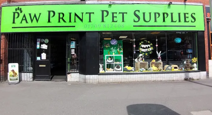 Paw Prints Pet Supplies Picture 1