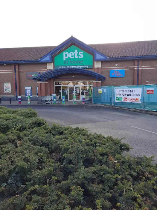 Pets at Home Colton Picture 2