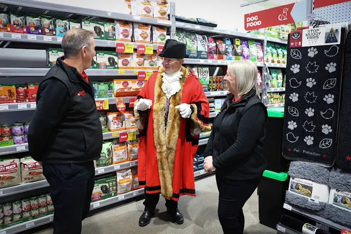 Jollyes - The Pet People Hull Picture 6