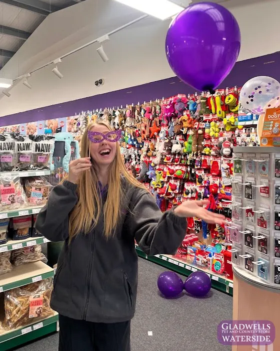 Gladwells Pet & Country Store Picture 1